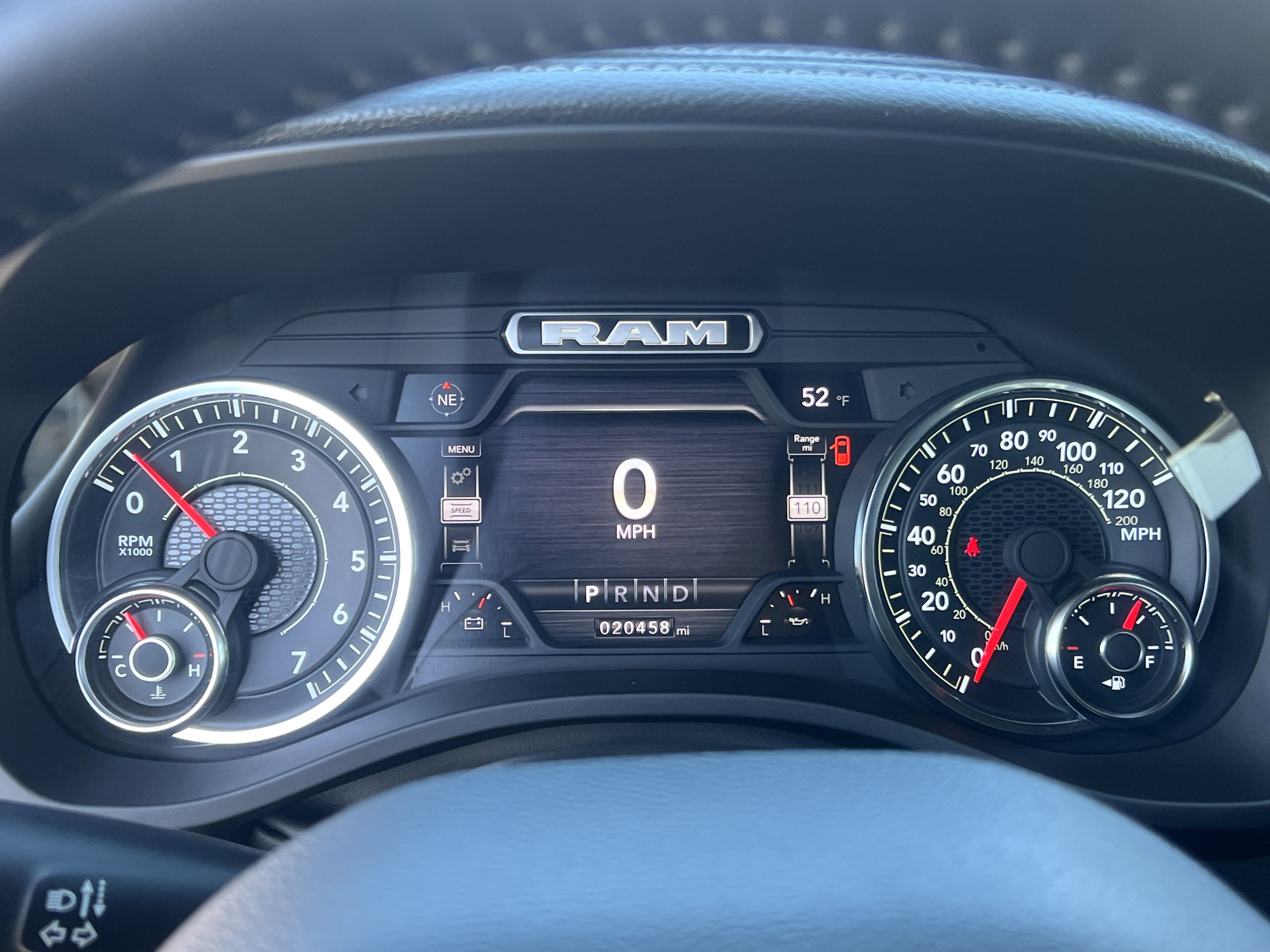 Used 2023 RAM 1500 Laramie AWD/4WD image 33