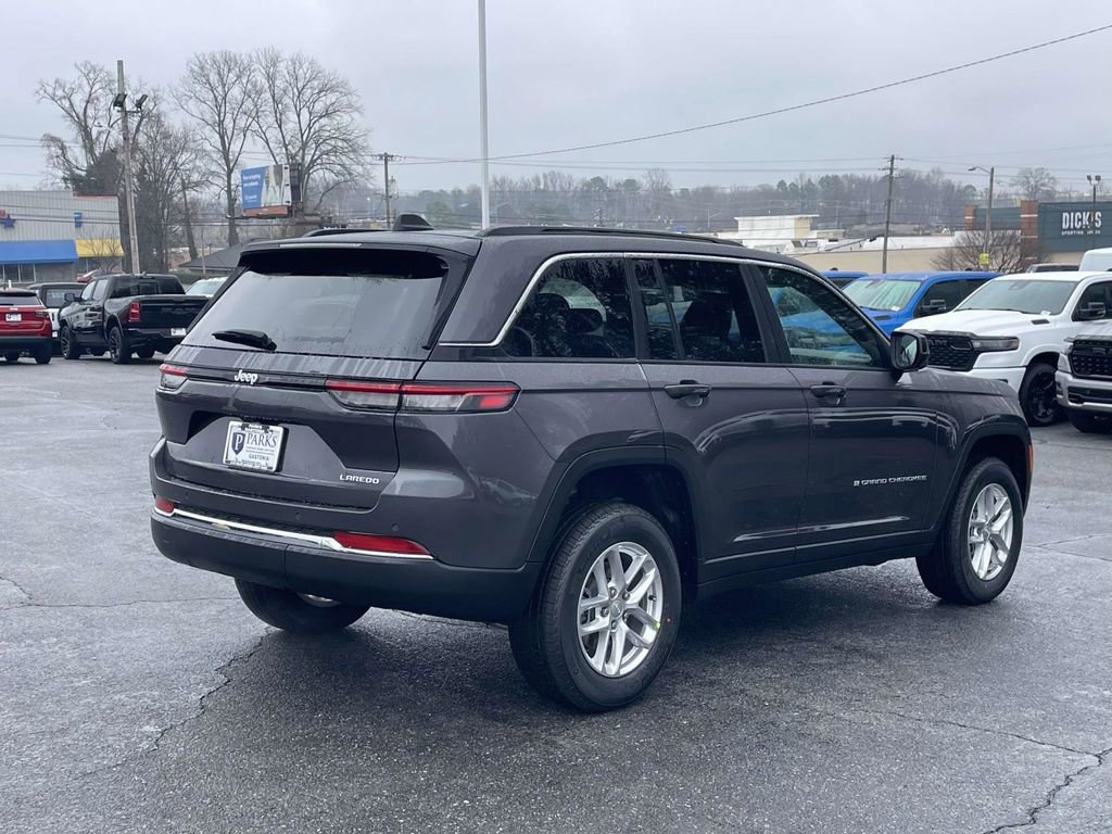 New 2025 Jeep Grand Cherokee Laredo X w/ Luxury Tech Group I image 8