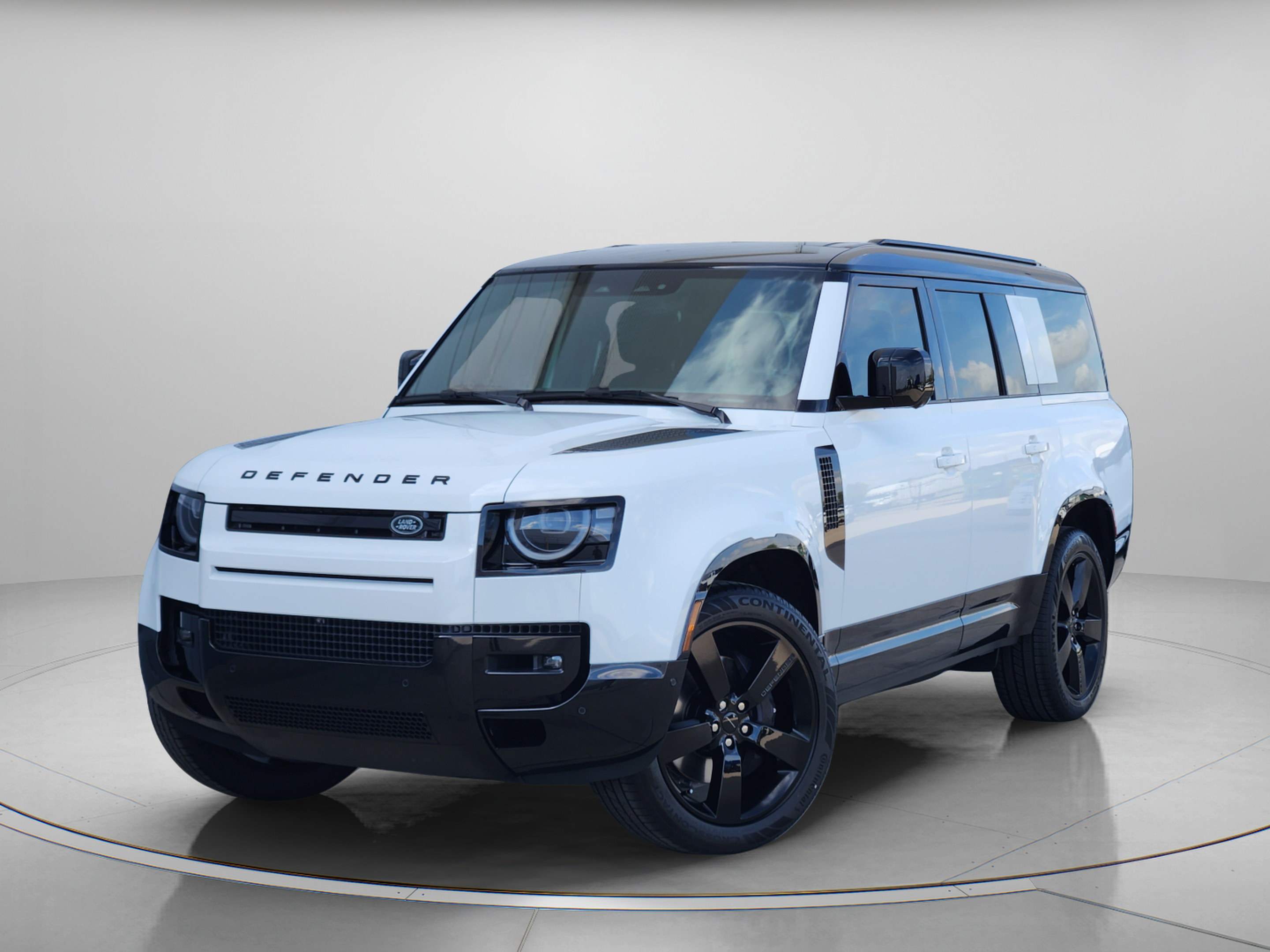 New 2026 Land Rover Defender 130 X-Dynamic SE AWD/4WD image 1