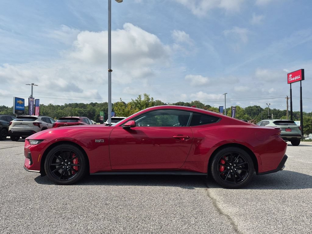 Used 2024 Ford Mustang GT Premium RWD image 6