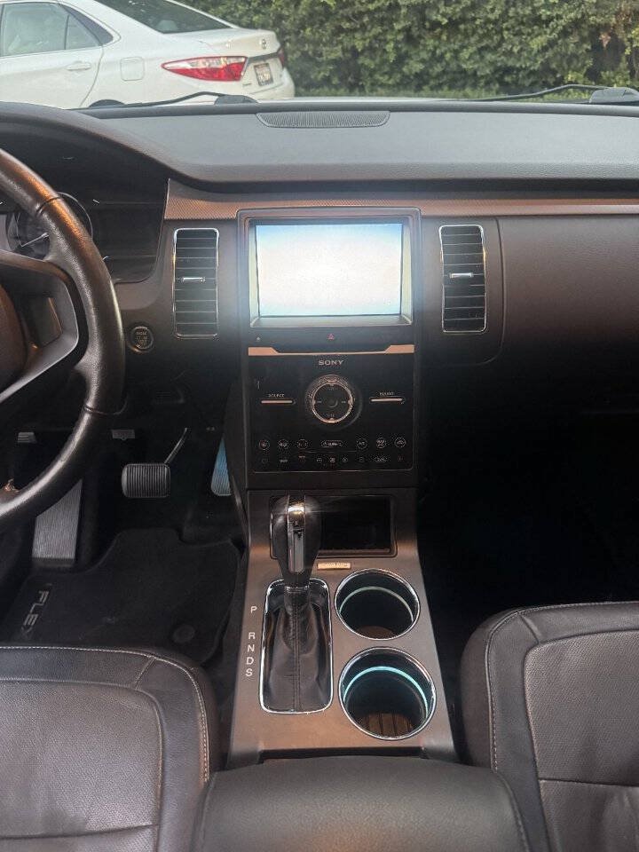 Used 2015 Ford Flex Limited w/ Equipment Group 301A FWD image 14