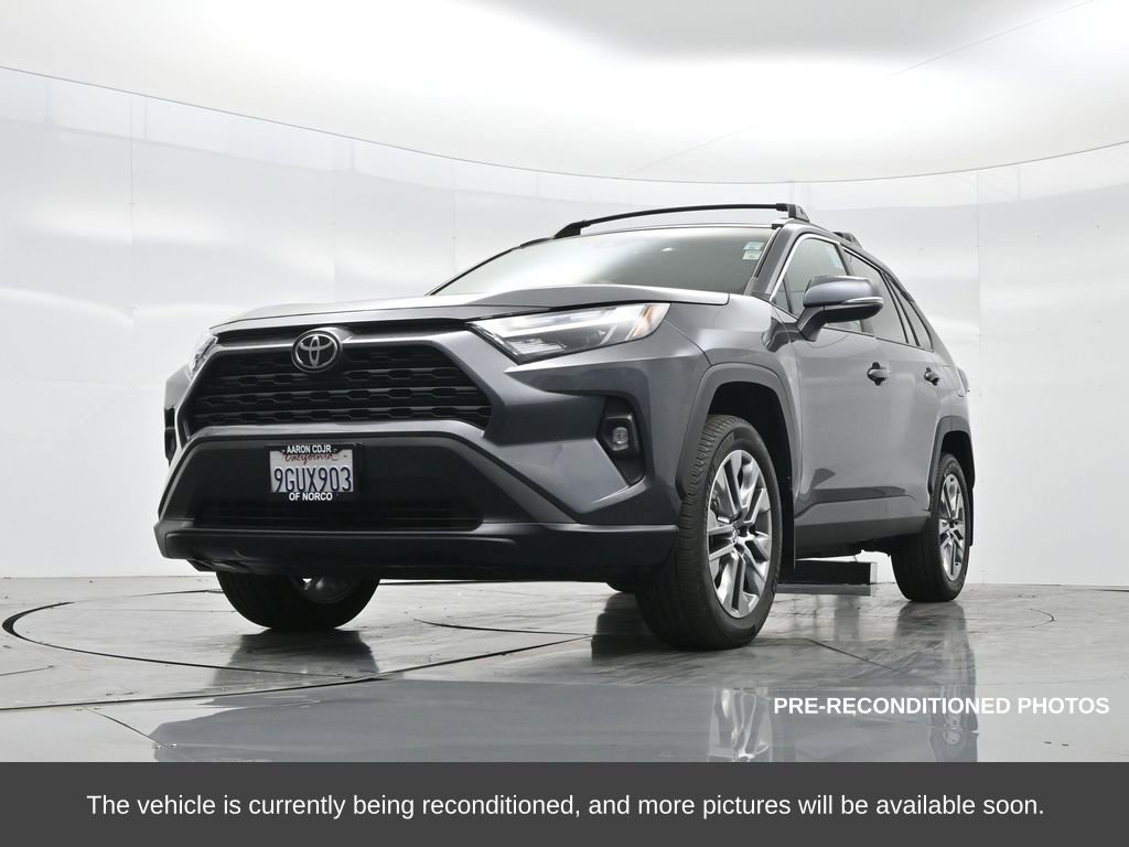 Used 2023 Toyota RAV4 XLE Premium image 41