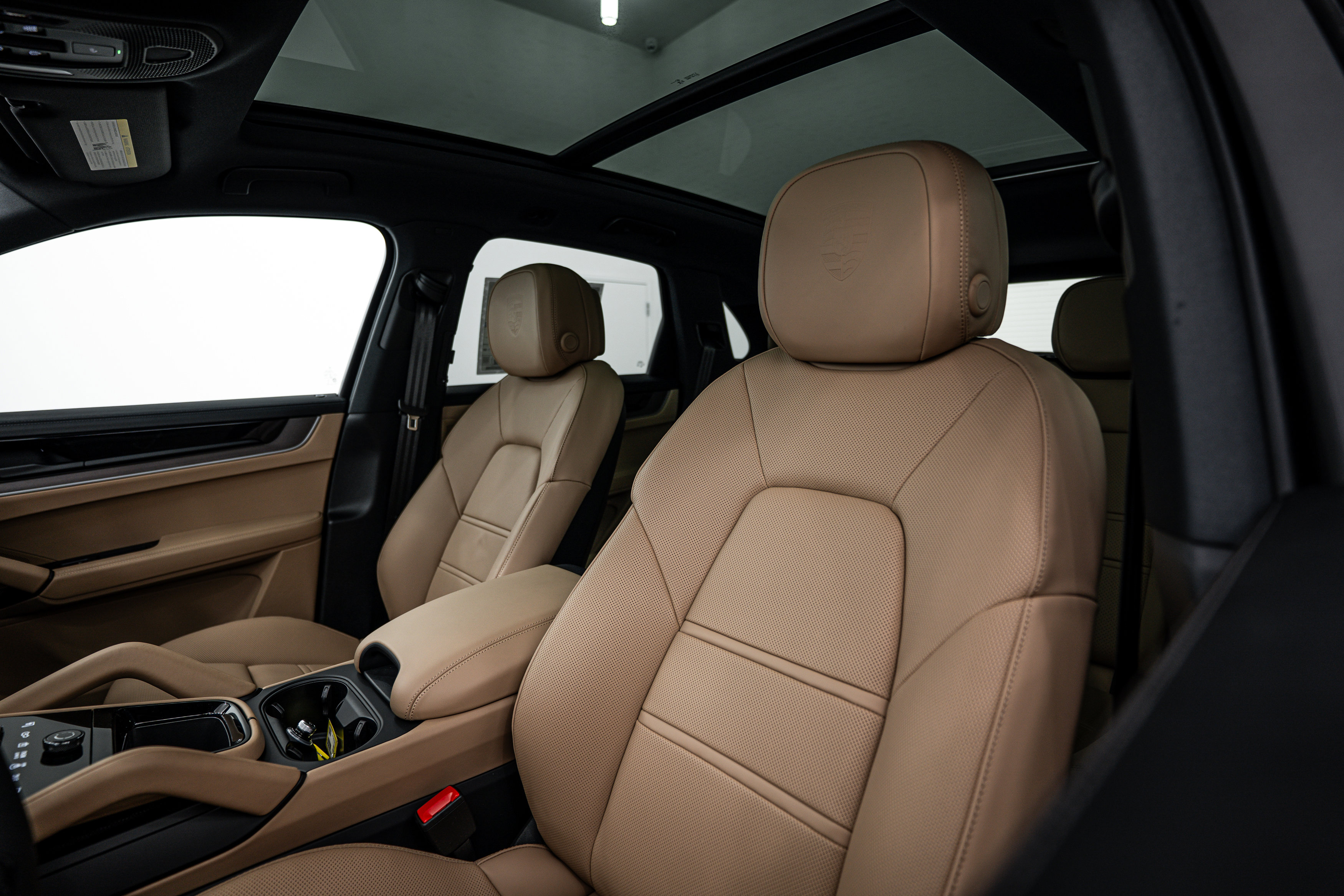 New 2026 Porsche Cayenne image 22