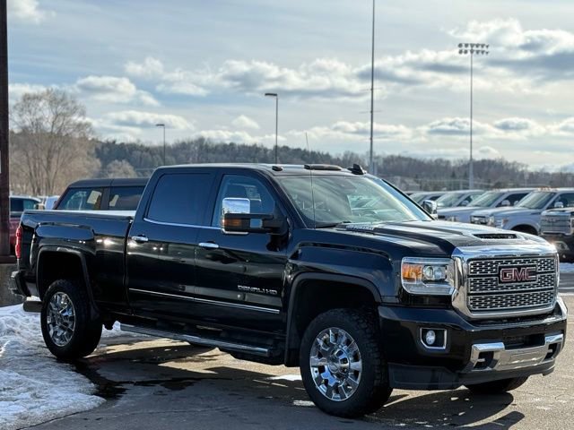 Used 2018 GMC Sierra 2500 Denali w/ Duramax Plus Package image 23
