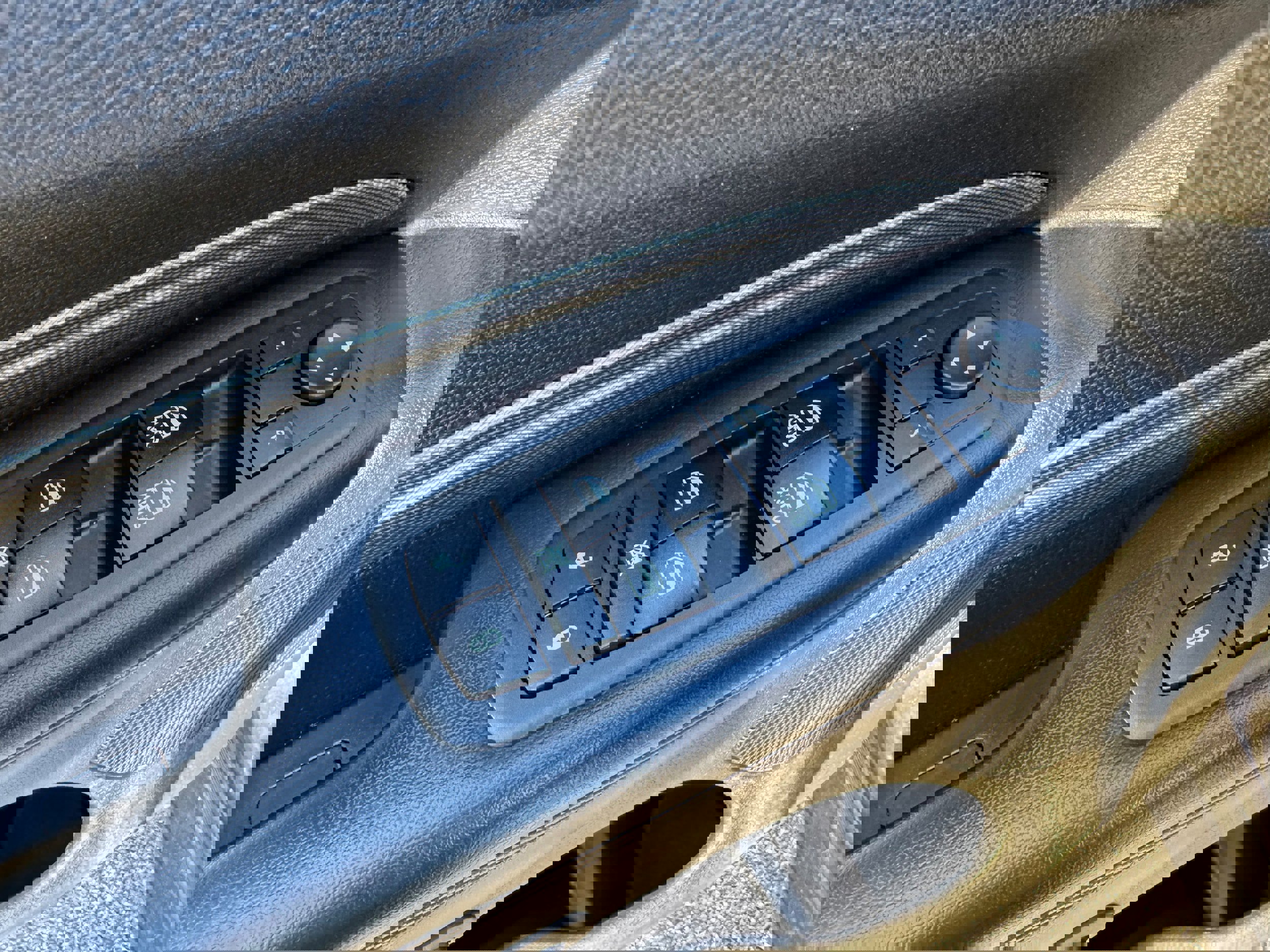 Used 2018 Dodge Durango GT image 6