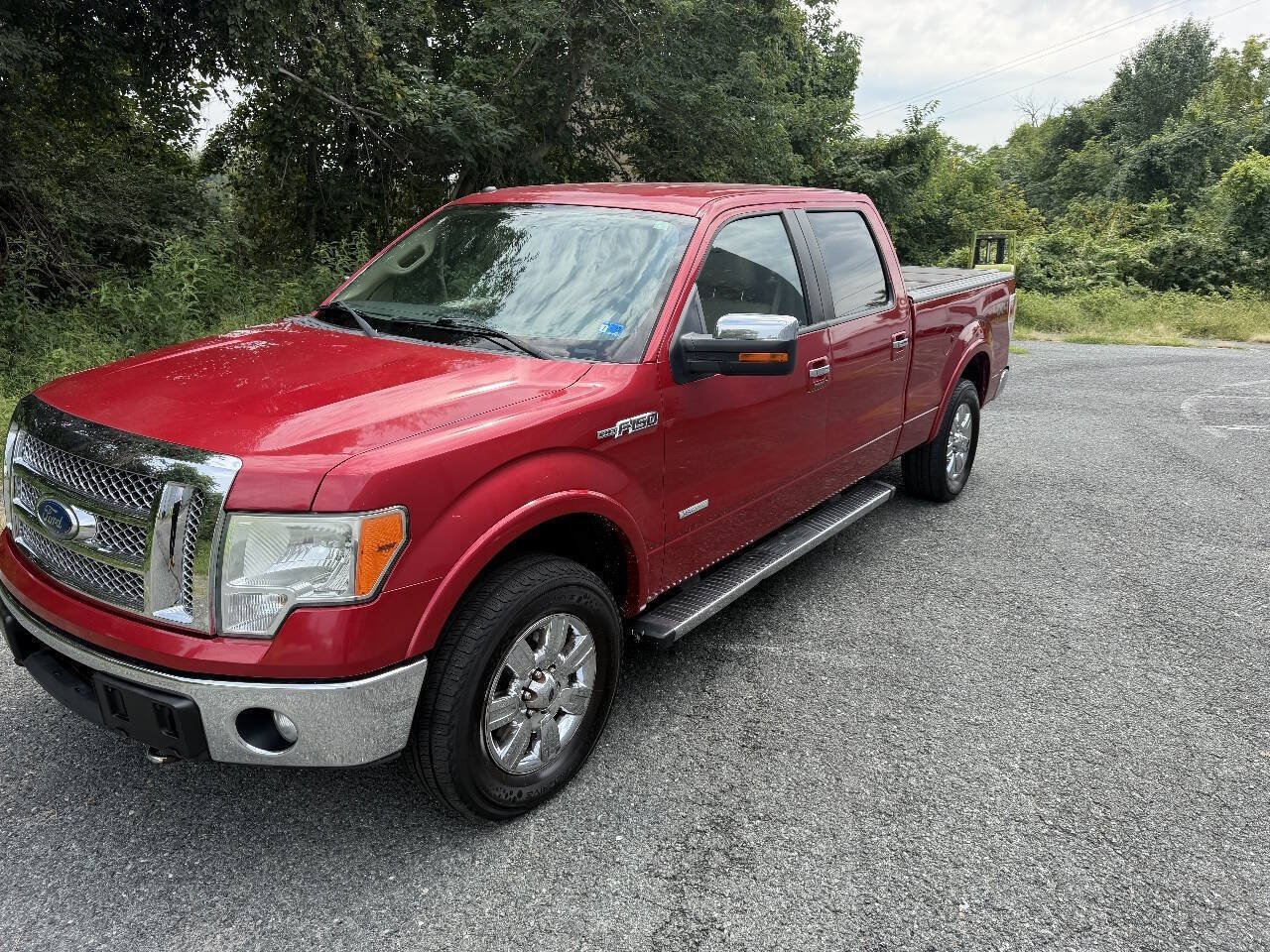 Used 2011 Ford F150 Lariat w/ Lariat Chrome Pkg AWD/4WD image 3