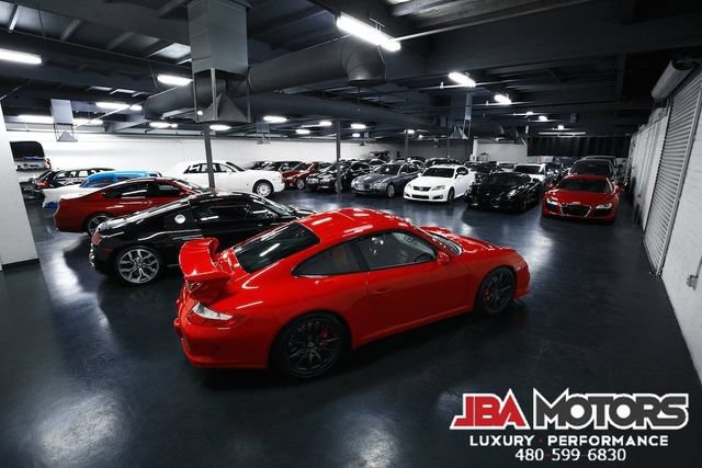 Used 2014 Ferrari California RWD image 34