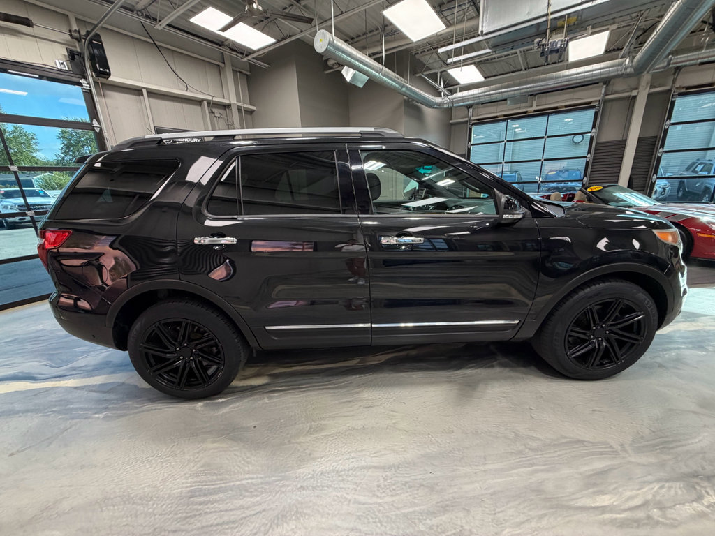 Used 2015 Ford Explorer XLT w/ Equipment Group 202A AWD/4WD image 31