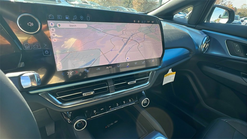 New 2026 Chevrolet Equinox EV LT image 23