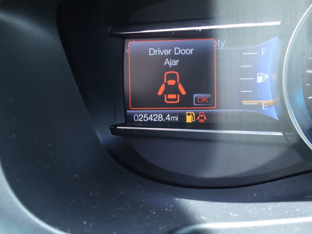 Used 2019 Ford Explorer Limited w/ Safe & Smart Package AWD/4WD image 32
