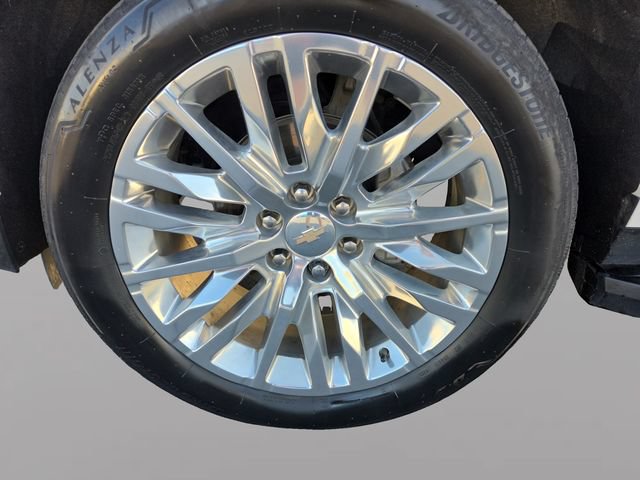 Used 2024 Chevrolet Suburban Premier w/ Max Trailering Package AWD/4WD image 38