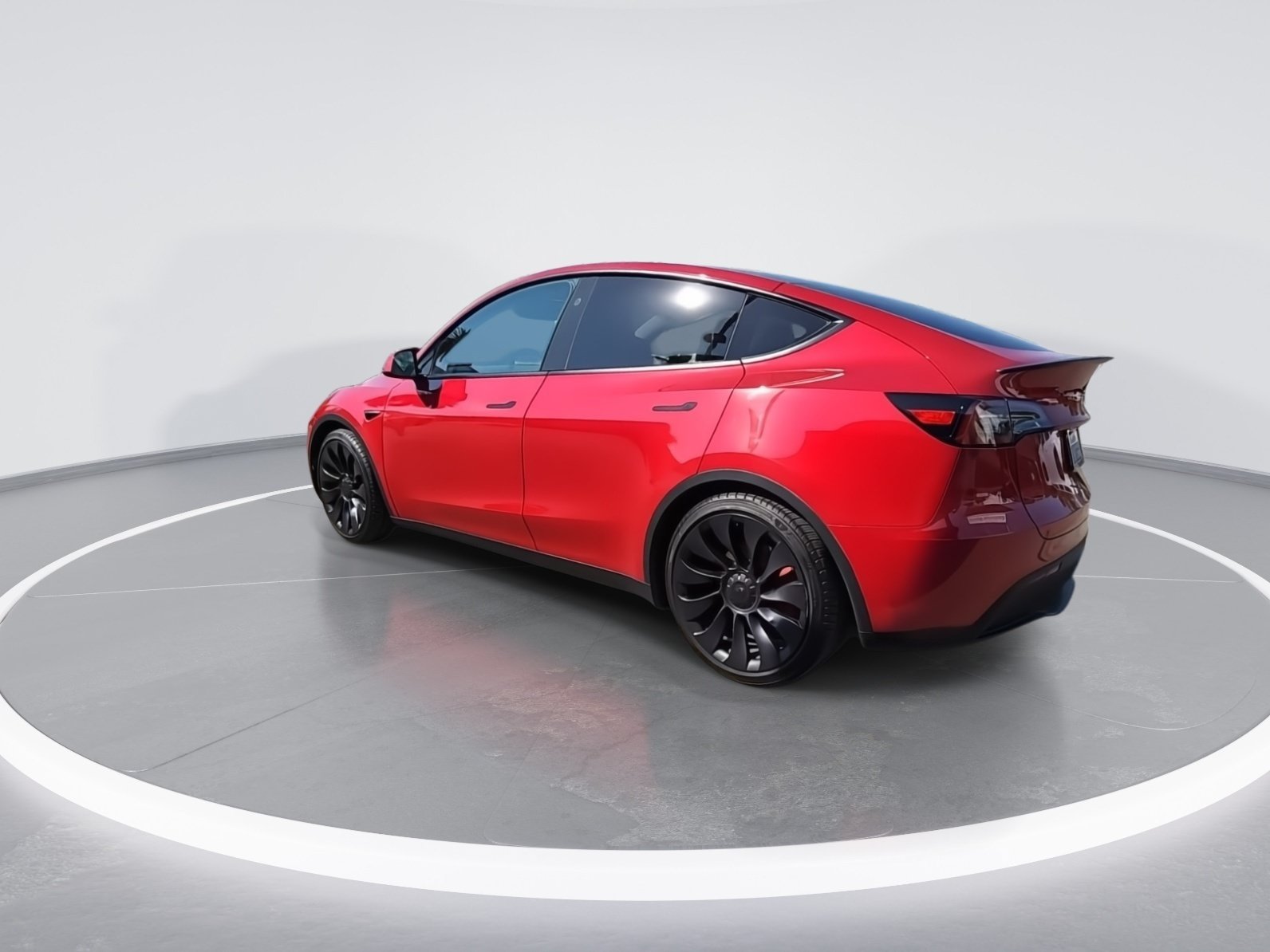 Used 2023 Tesla Model Y Performance AWD/4WD image 2