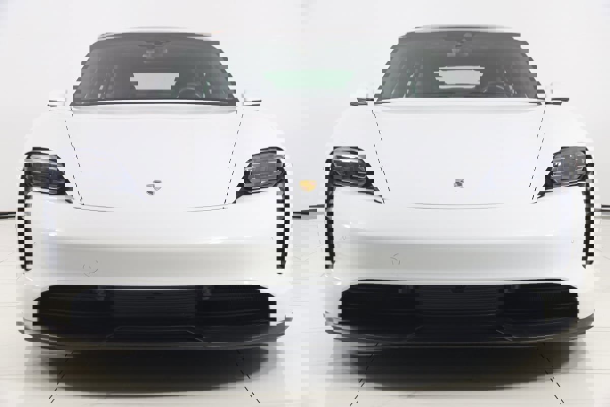 Used 2020 Porsche Taycan 4S image 66