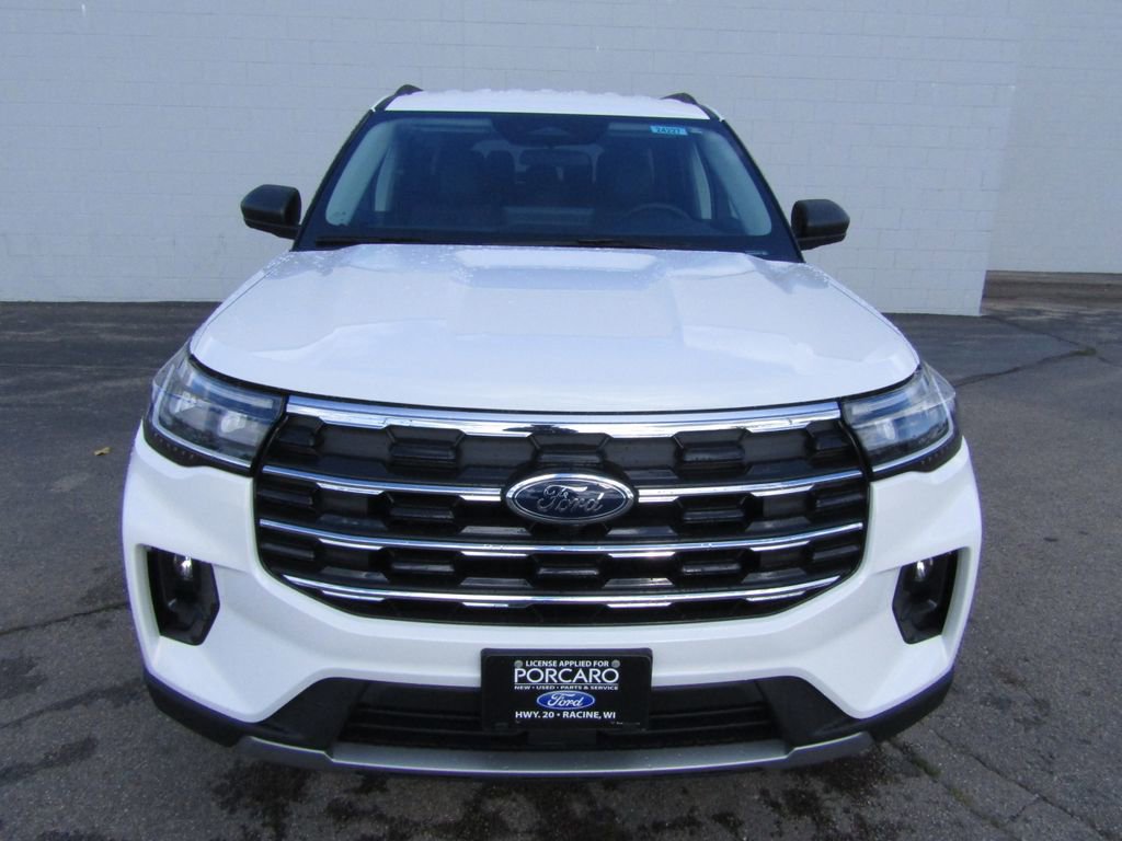 New 2026 Ford Explorer Active image 3