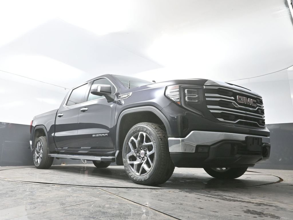 Used 2023 GMC Sierra 1500 SLT w/ SLT Premium Package image 26