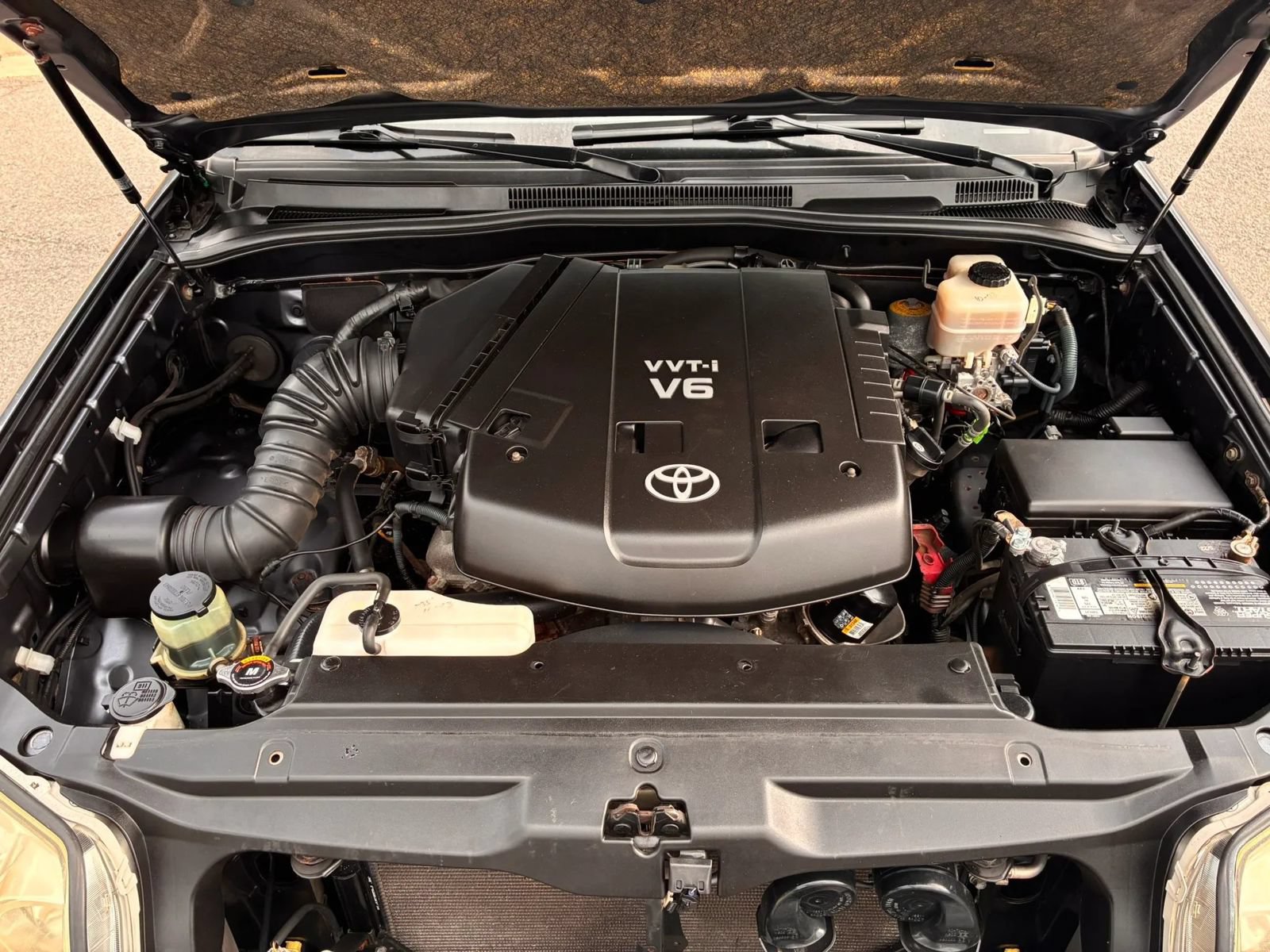 Used 2005 Toyota 4Runner Sport AWD/4WD image 32
