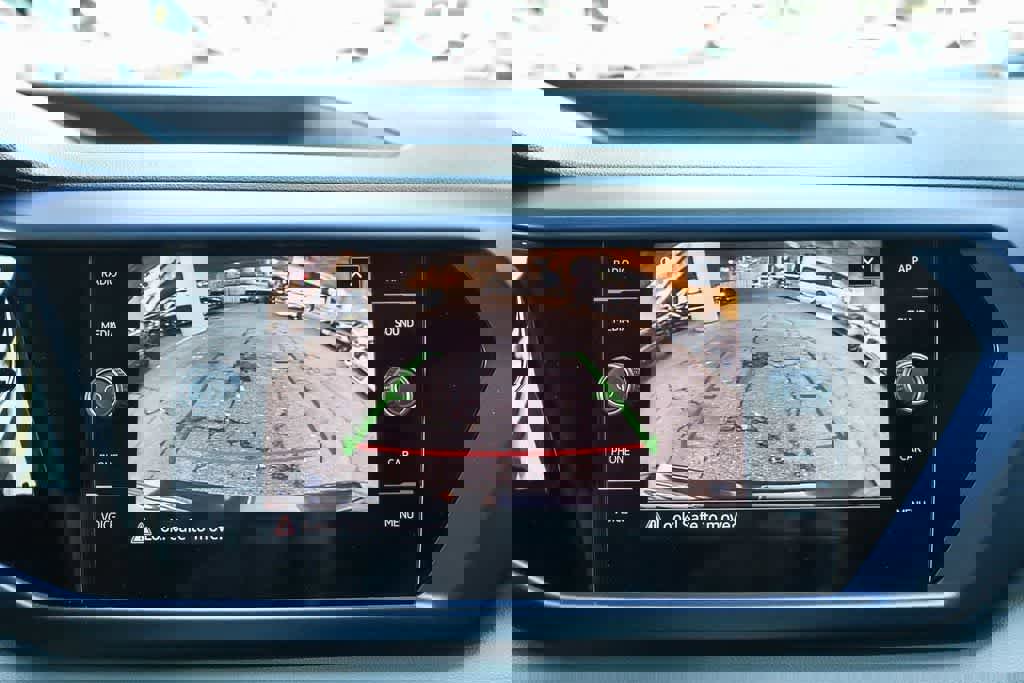 Used 2022 Volkswagen Taos SE image 26