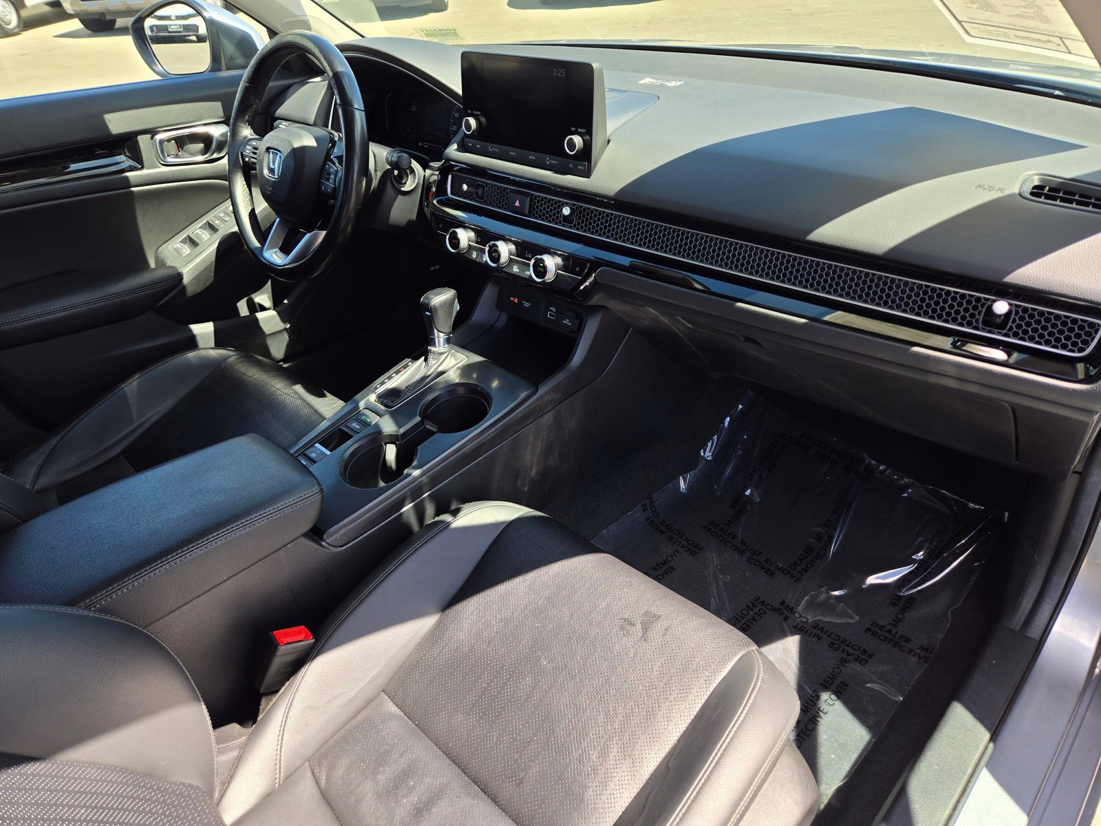 Used 2024 Honda Civic EX-L image 10