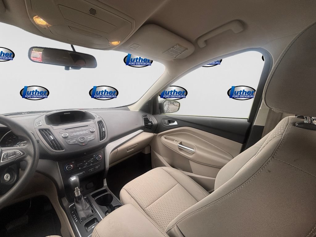 Used 2017 Ford Escape SE AWD/4WD image 13