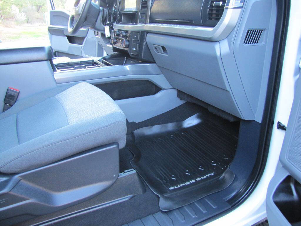 Used 2024 Ford F250 XLT w/ FX4 Off-Road Package AWD/4WD image 24