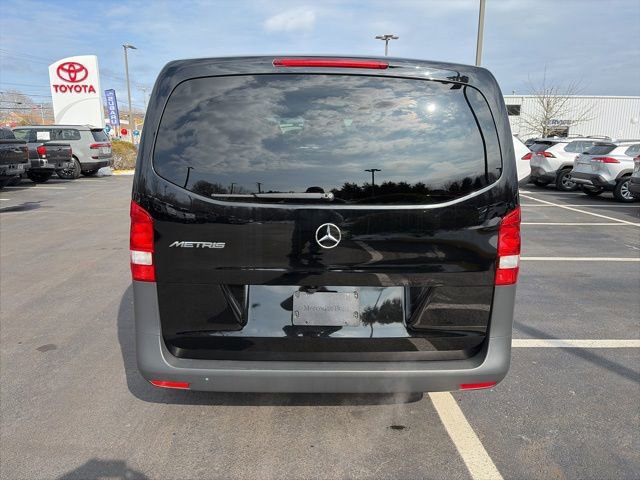 Used 2023 Mercedes-Benz Metris Passenger image 4