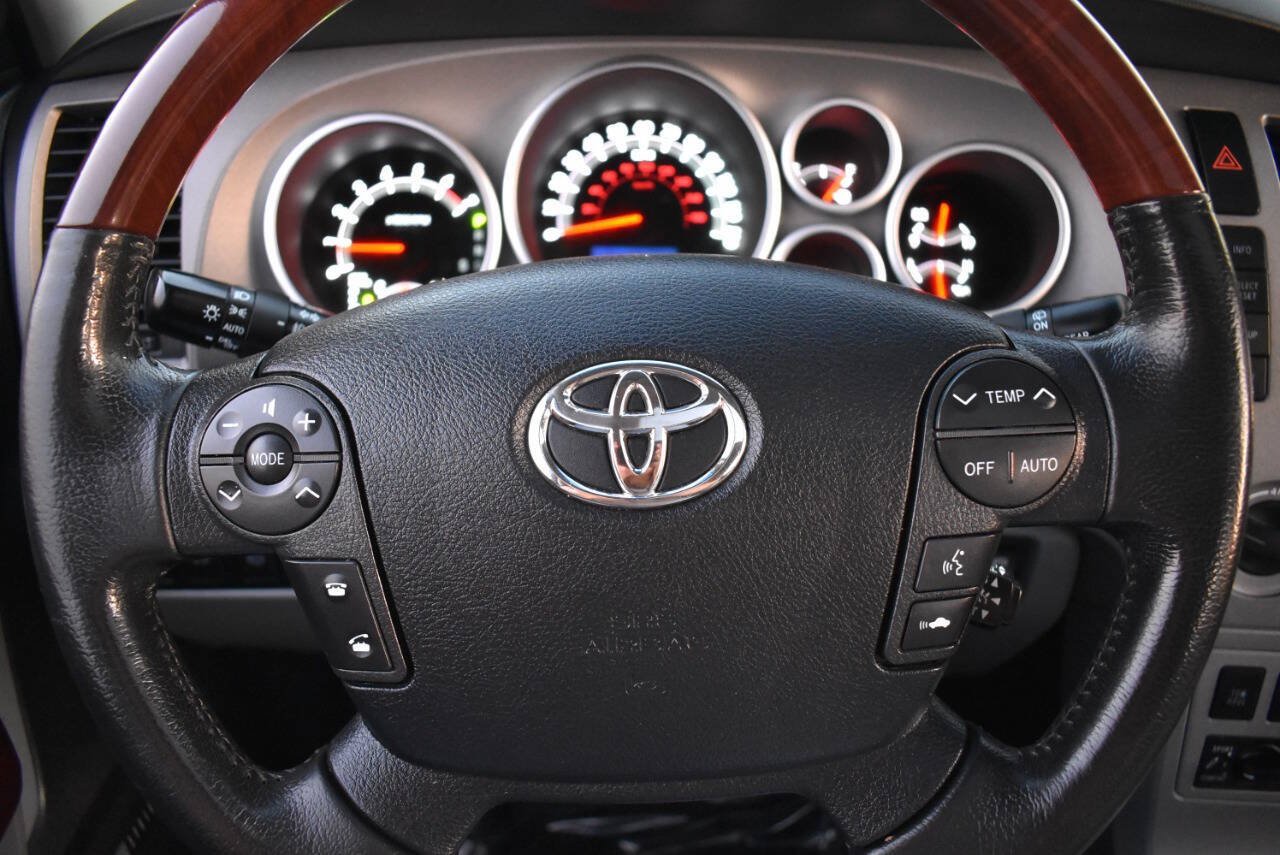 Used 2013 Toyota Sequoia Platinum AWD/4WD image 81
