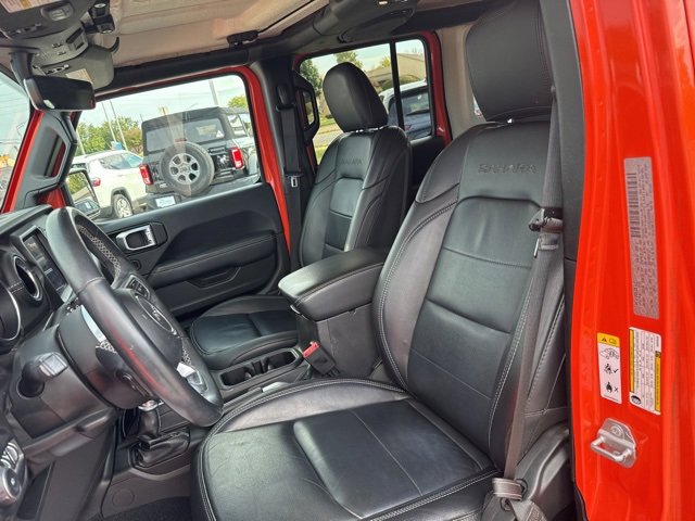 Used 2019 Jeep Wrangler Unlimited Sahara image 31