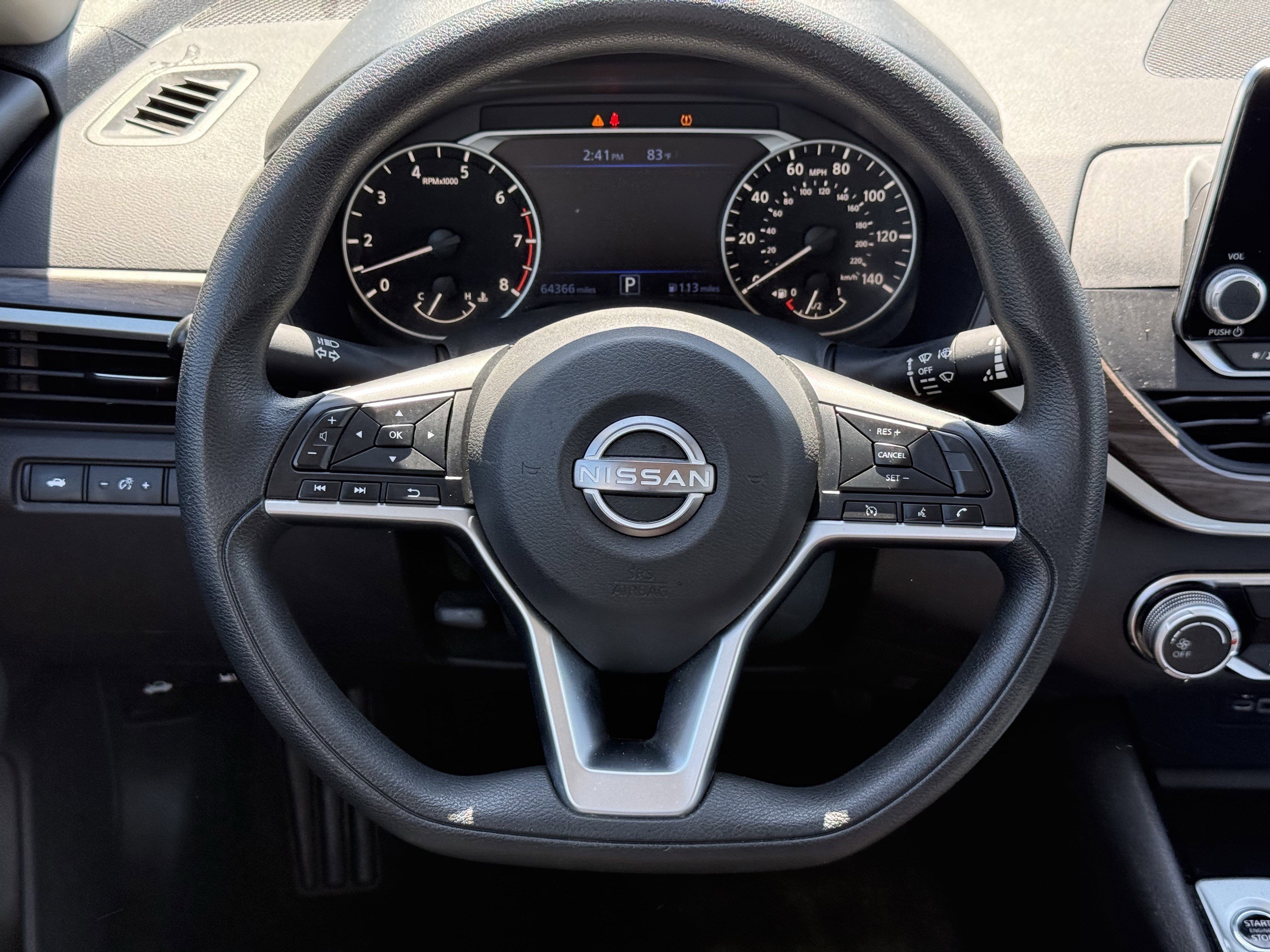 Used 2024 Nissan Altima 2.5 SV image 15