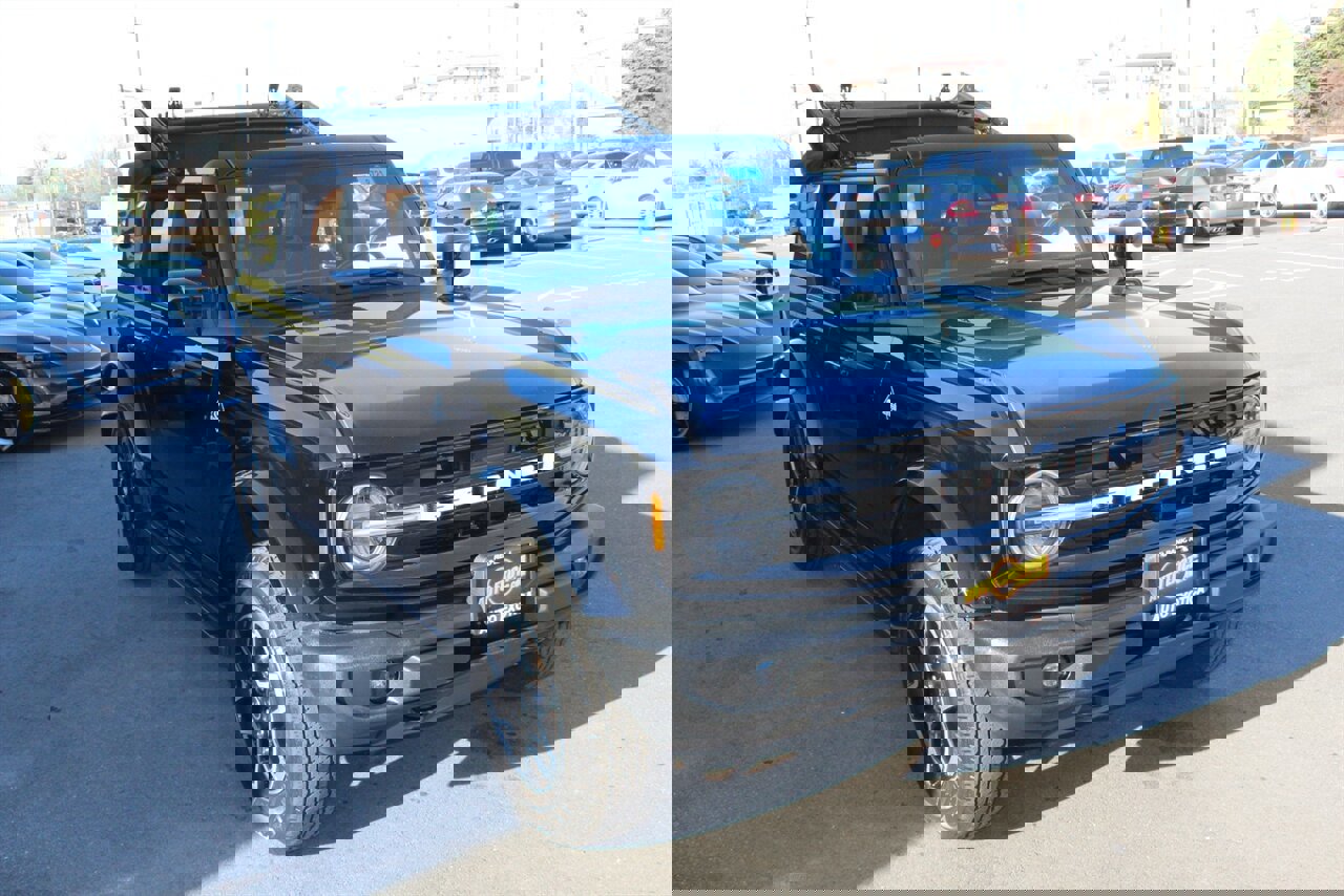 Used 2023 Ford Bronco Outer Banks image 33