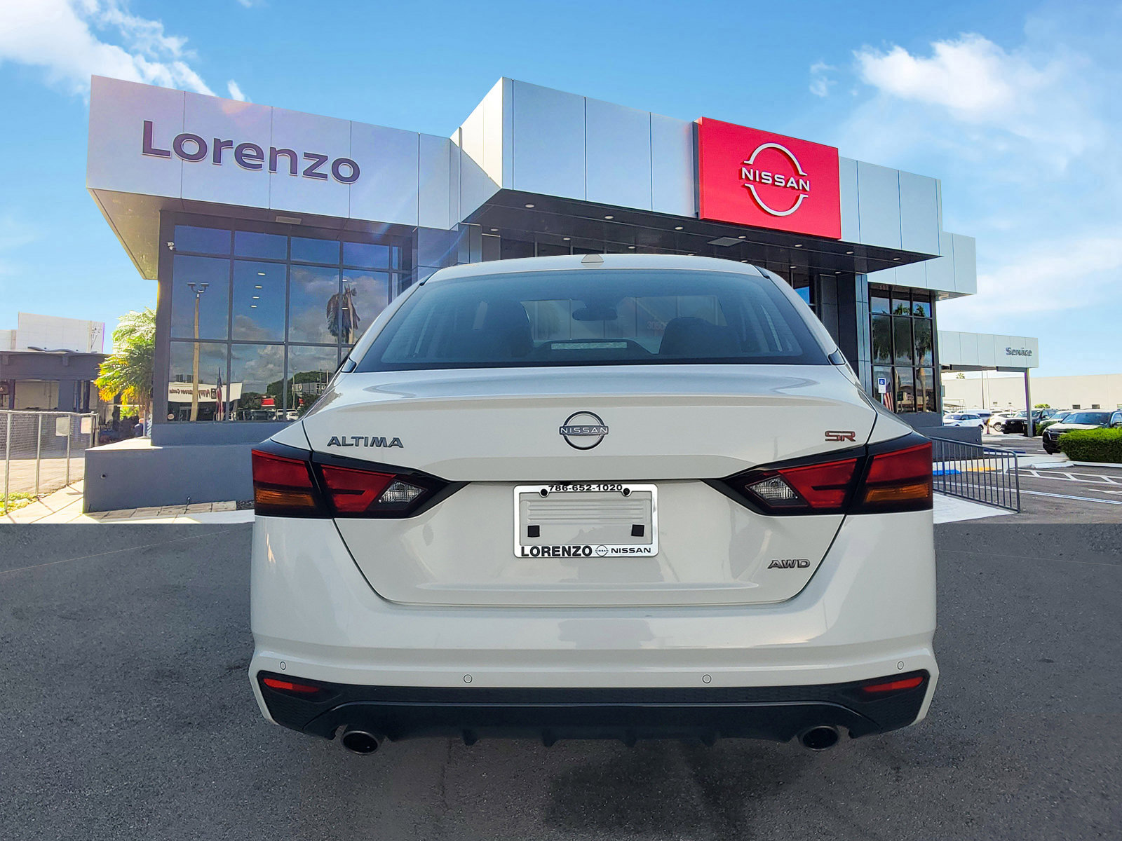 Certified 2025 Nissan Altima 2.5 SR AWD/4WD image 6