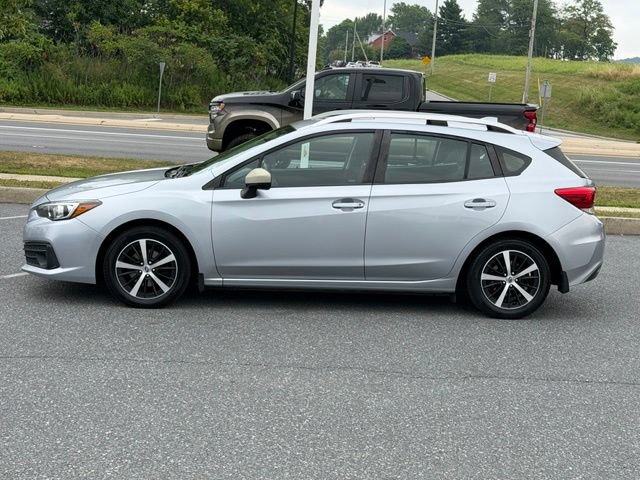 Used 2022 Subaru Impreza 2.0i Premium AWD/4WD image 11