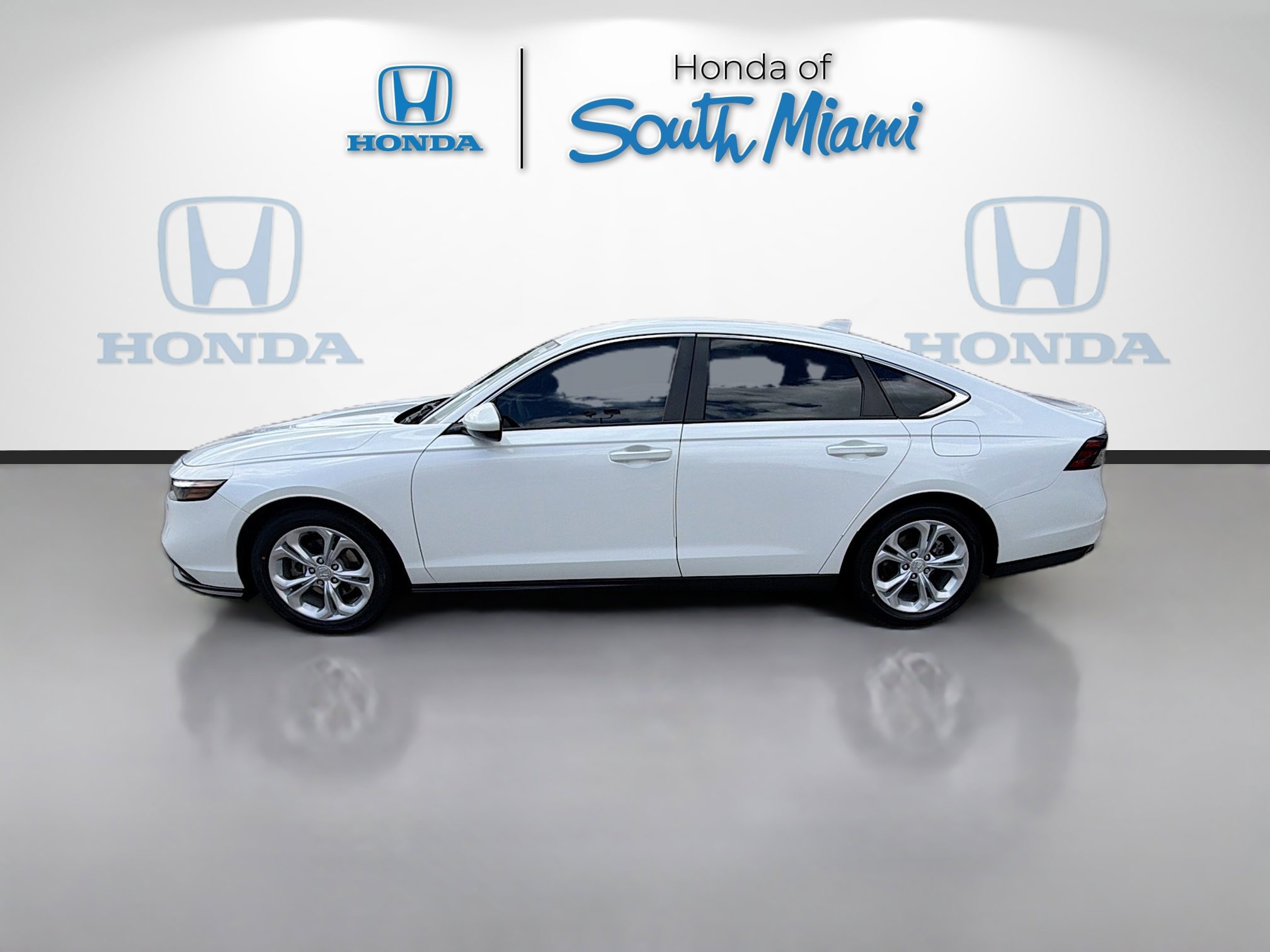 Certified 2024 Honda Accord LX image 4