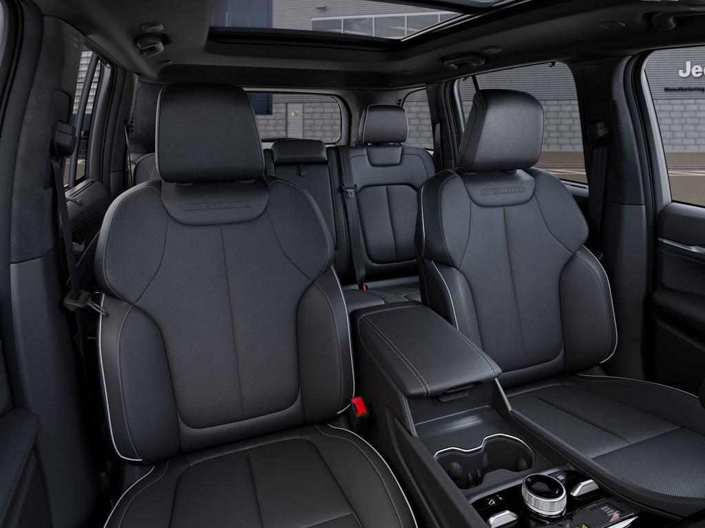 New 2025 Jeep Grand Cherokee Overland w/ Adv Protech Group III AWD/4WD image 16