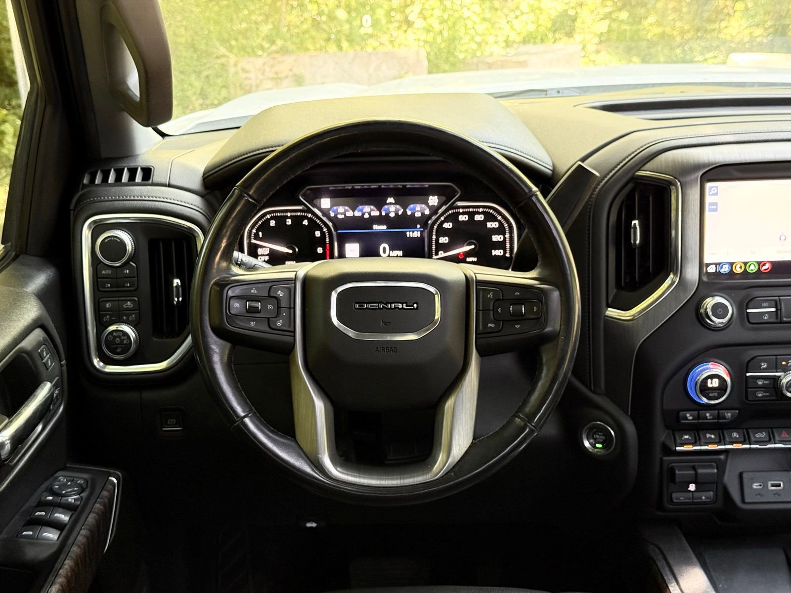 Used 2019 GMC Sierra 1500 Denali w/ Denali Ultimate Package AWD/4WD image 29