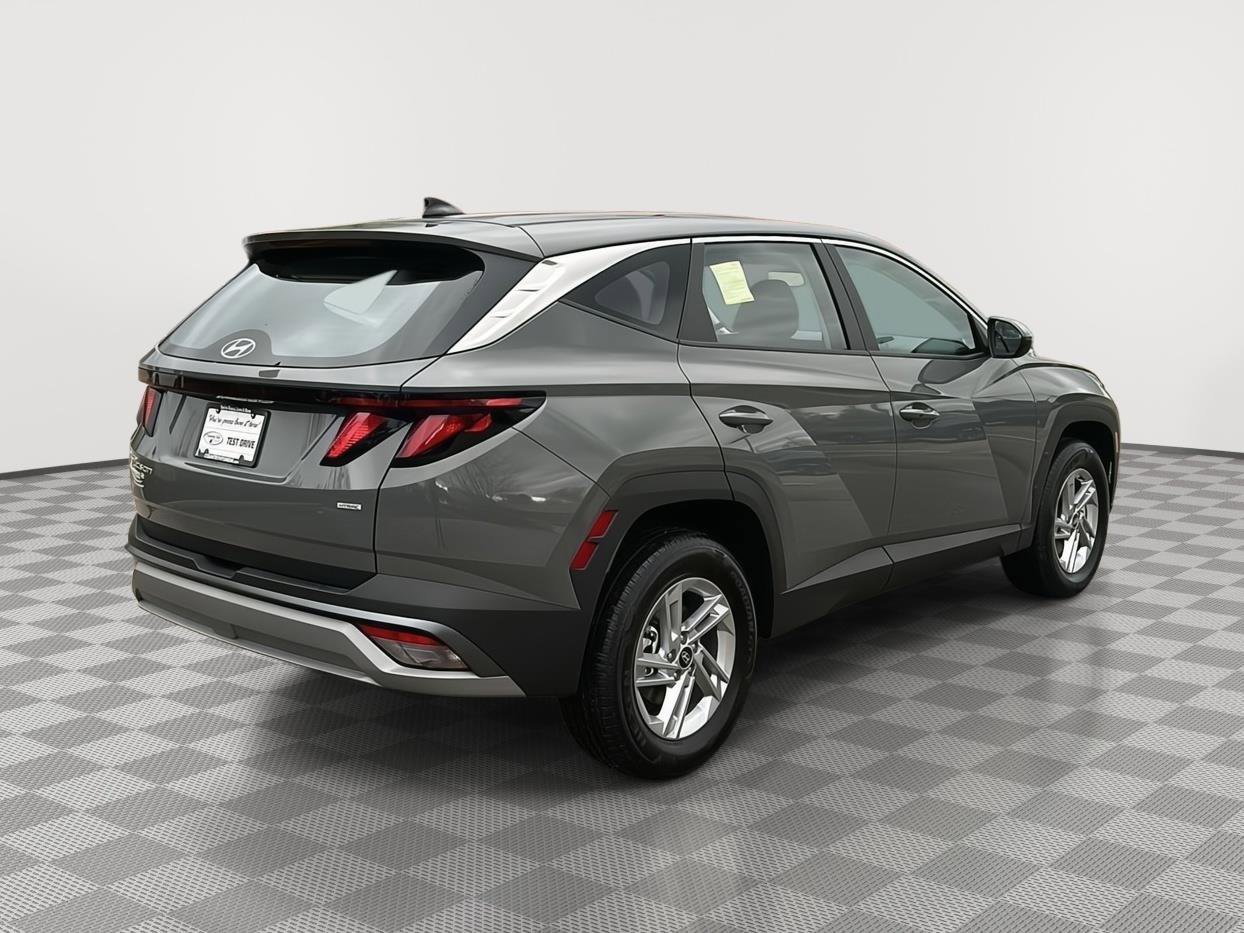 Used 2026 Hyundai Tucson SE AWD/4WD image 5