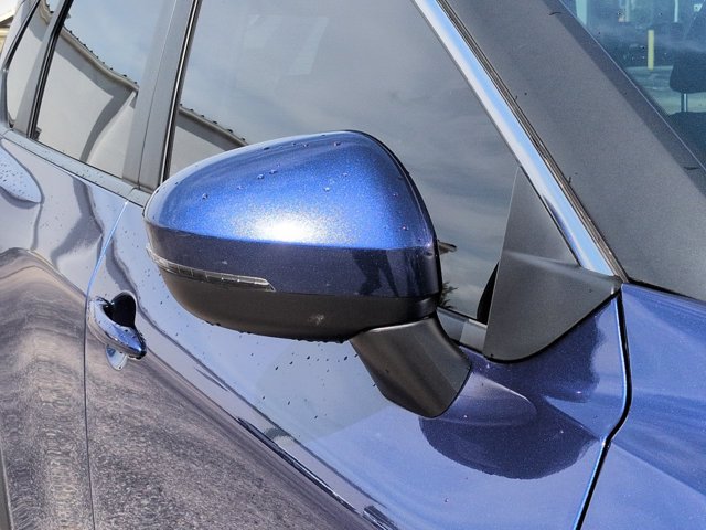 Certified 2022 Nissan Rogue SV FWD image 12