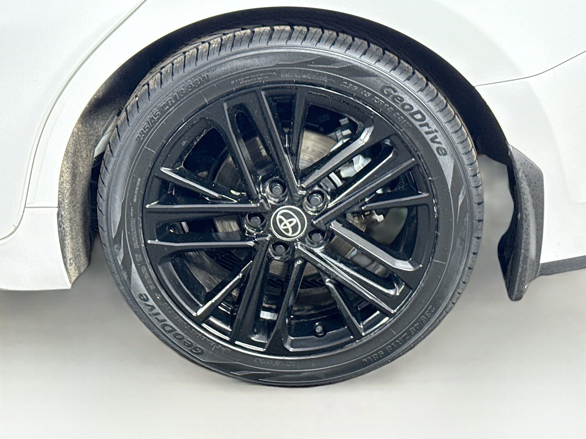 Certified 2025 Toyota Camry SE image 9