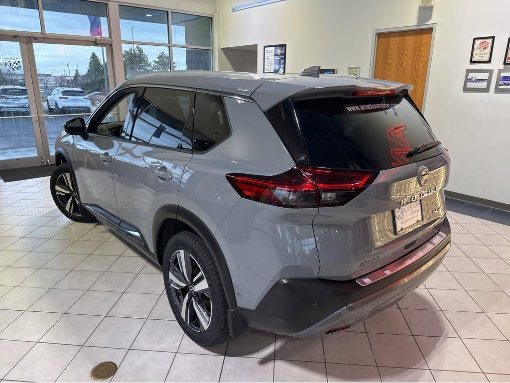 Used 2022 Nissan Rogue SL w/ SL Premium Package AWD/4WD image 9