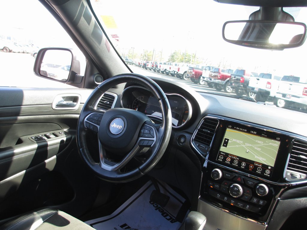 Used 2020 Jeep Grand Cherokee Laredo w/ Quick Order Package 2BN North image 22