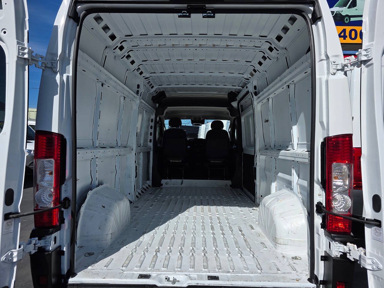 Used 2023 RAM ProMaster 2500 FWD image 11
