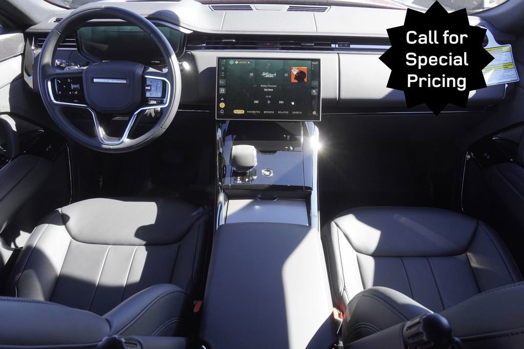 New 2025 Land Rover Range Rover Sport SE image 9