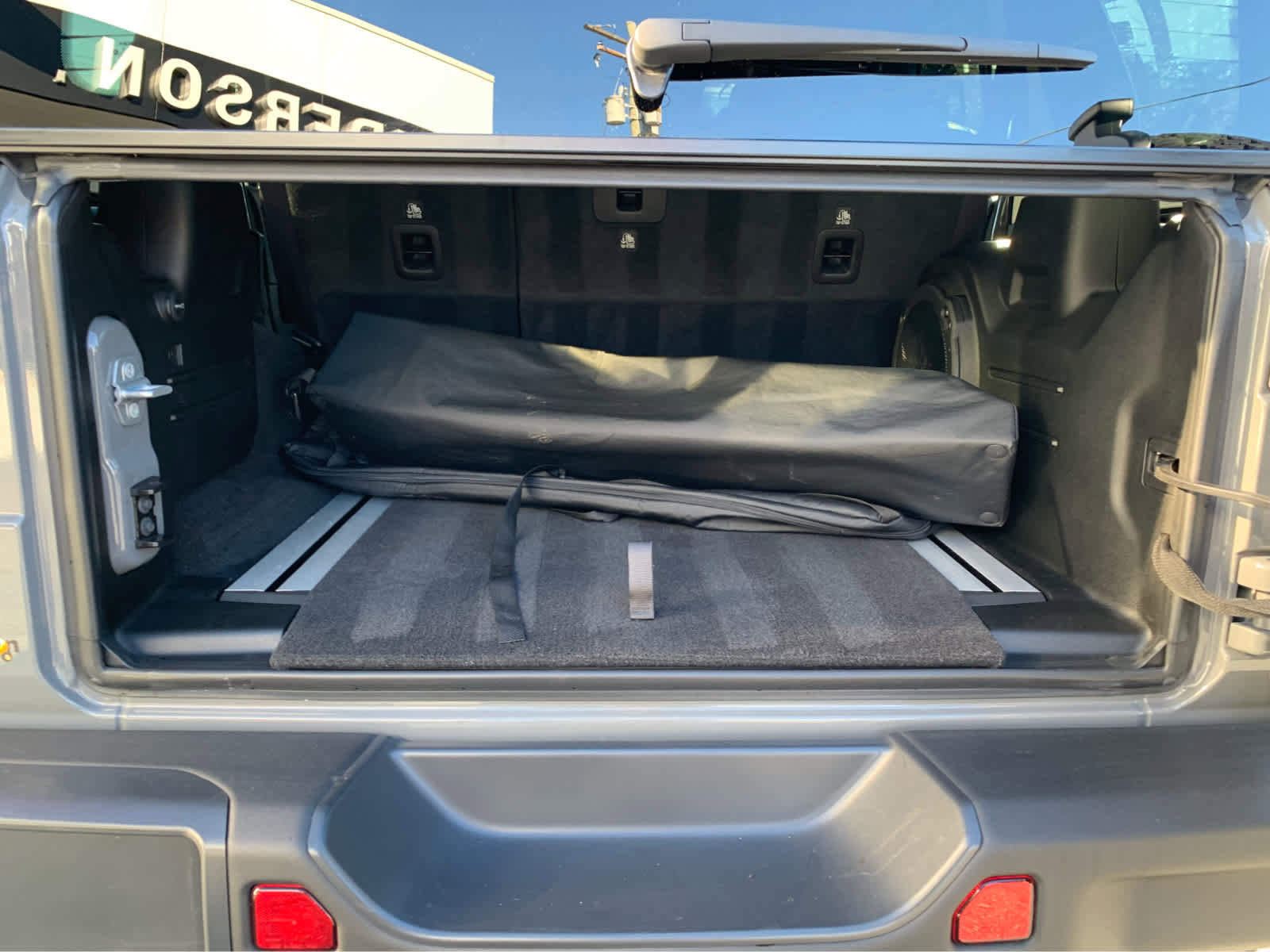 Used 2022 Jeep Wrangler Unlimited Rubicon w/ Trailer Tow Package image 6