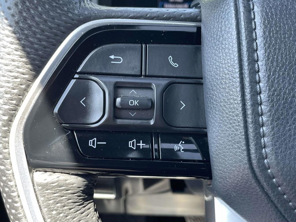 Used 2025 Toyota Tundra Platinum image 30