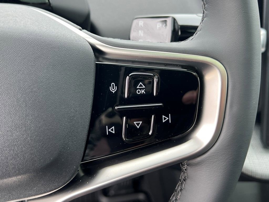 New 2026 Volvo EX30 Plus w/ Climate Package image 18