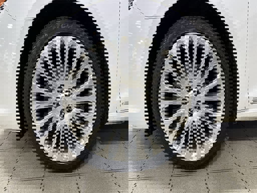 Used 2015 Buick LaCrosse Premium w/ Driver Confidence Package #1 image 10