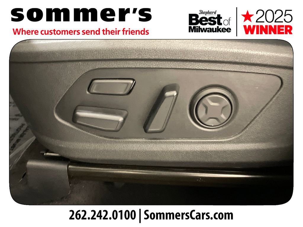 Used 2023 Kia Sorento SX Prestige image 10