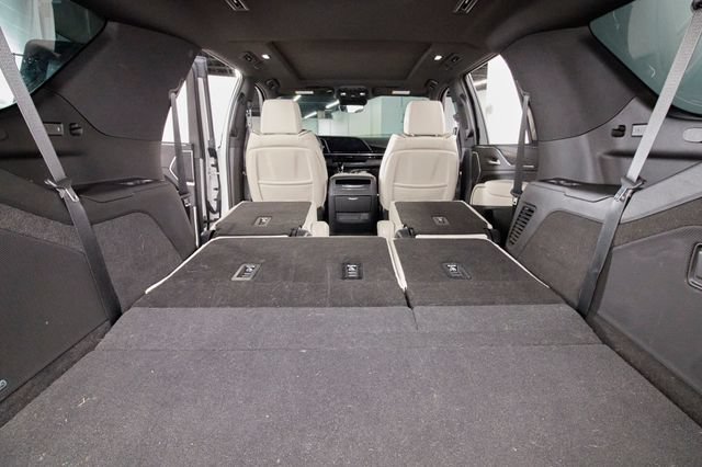 Used 2022 Cadillac Escalade Sport w/ Touring Package AWD/4WD image 30