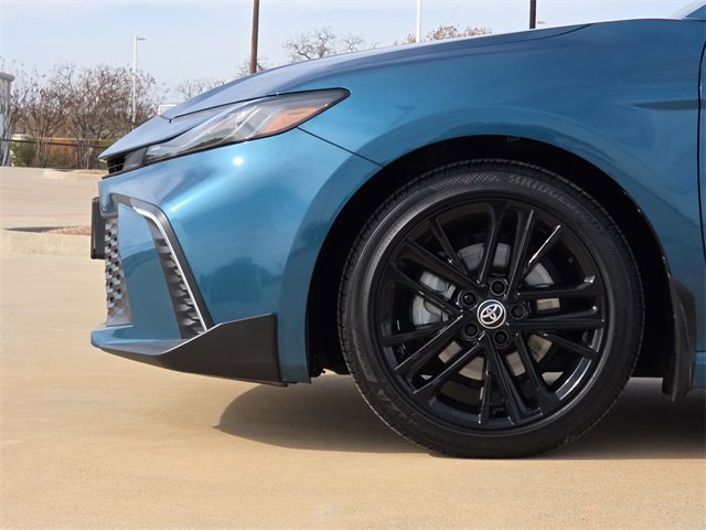 Used 2025 Toyota Camry SE image 5