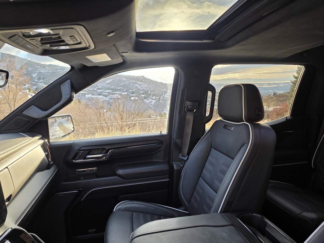 Used 2025 GMC Sierra 1500 AT4X image 20