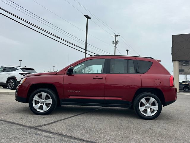 Used 2012 Jeep Compass Latitude image 2